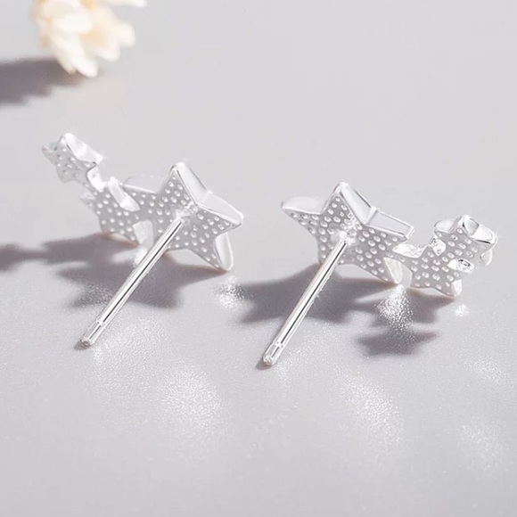 ✨Minimalist Sterling silver stars earrings - Picture 3 of 4